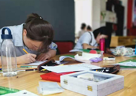 零基础如何系统掌握珠宝手绘设计技能