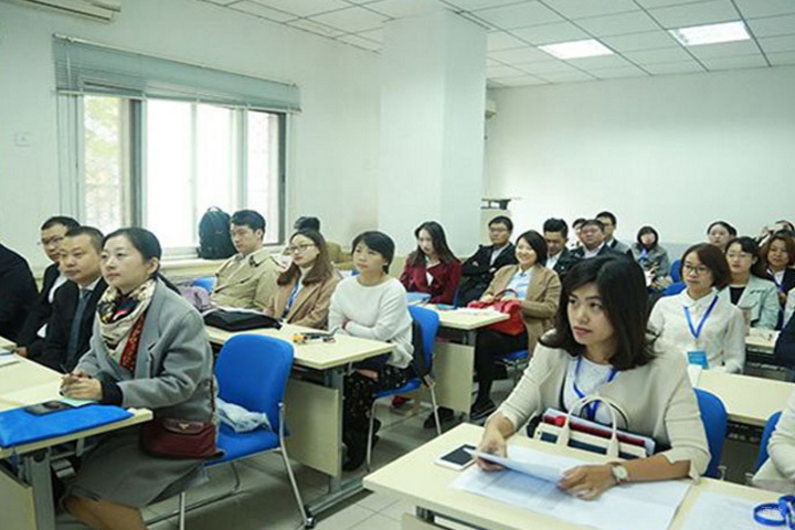 学生上课