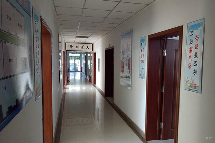 学校走廊