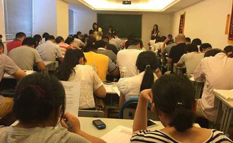 学员上课中