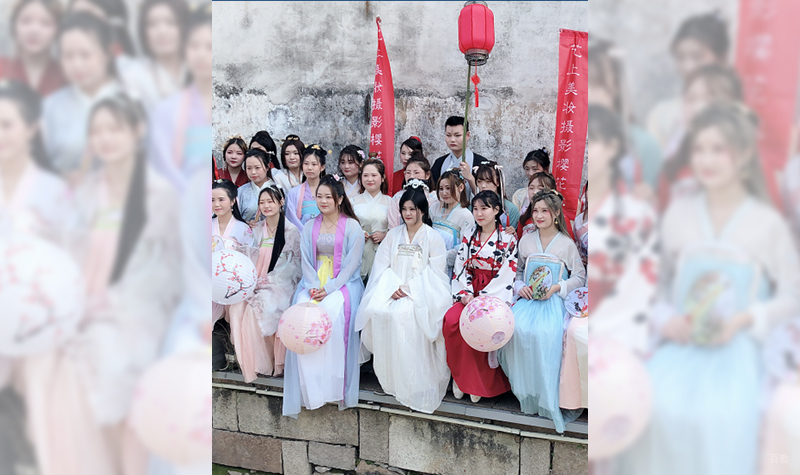 化妆培训学员实践