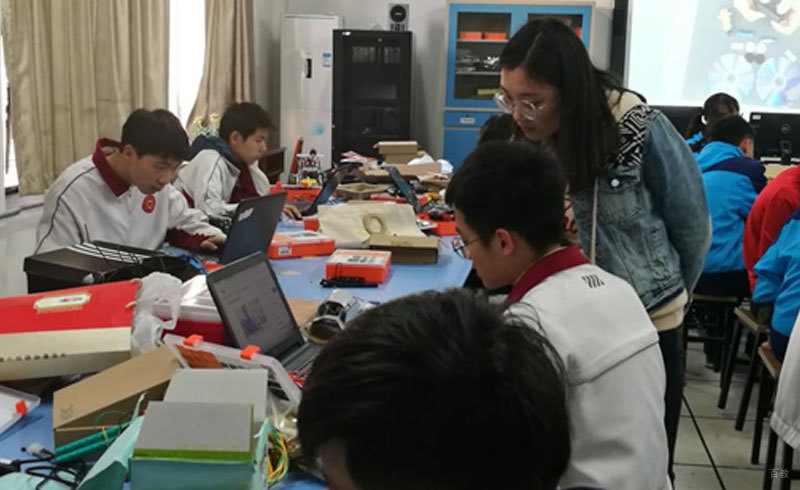 中级班学员