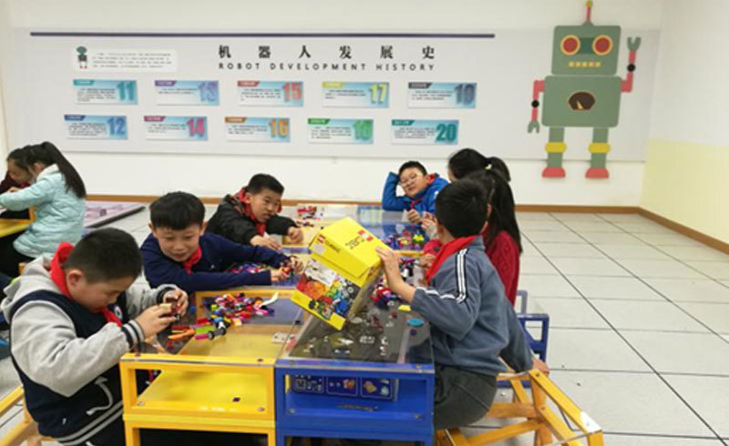 学习拼装机器人