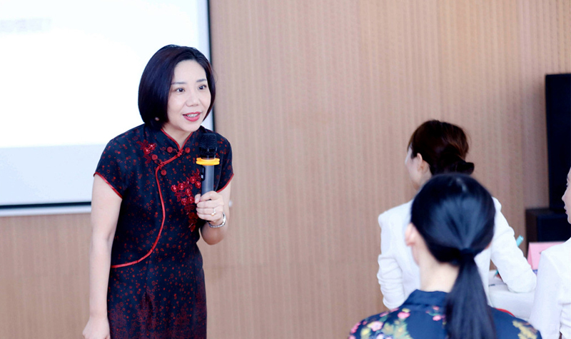 高级礼仪培训师认证班