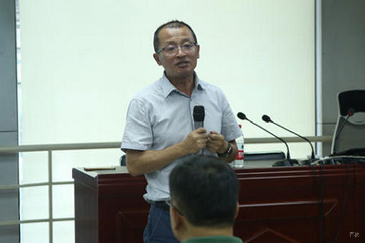 老师授课现场