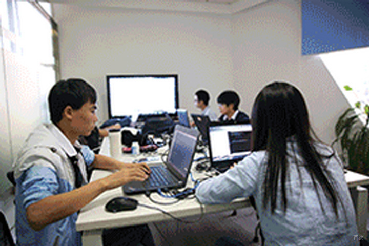 学员课堂学习中