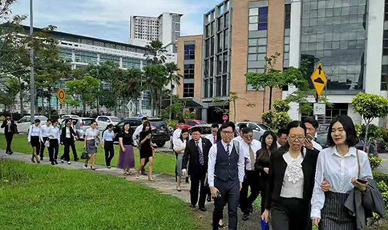亚洲城市大学MBA学员
