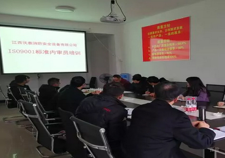校区学员上课场景展示