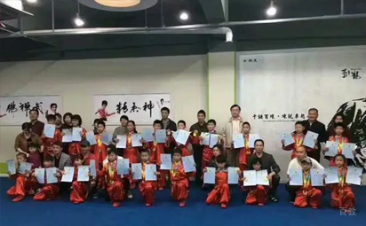师生合照