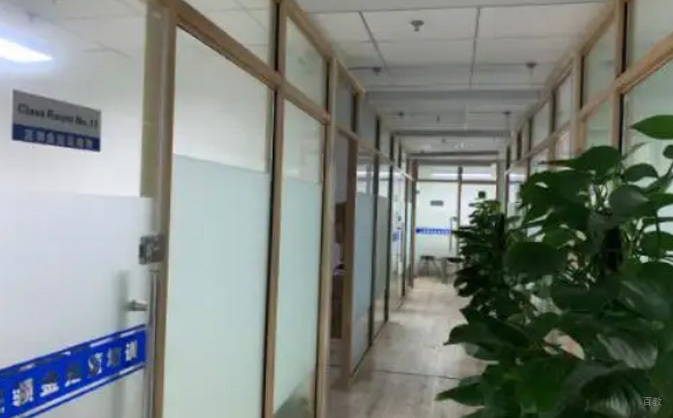 学校走廊