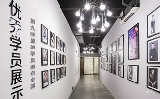 学校走廊
