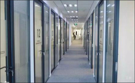 学校走廊