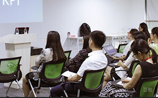 学员培训