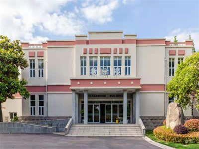 学校环境图片