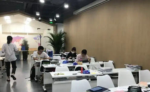 学校环境