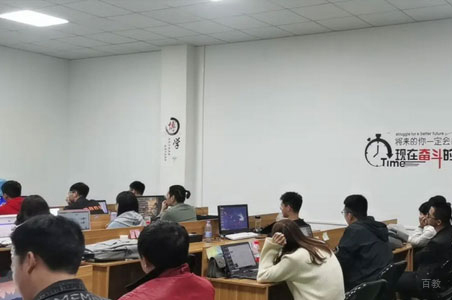 学生上课现场