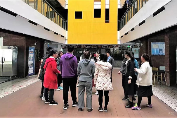 学员上课