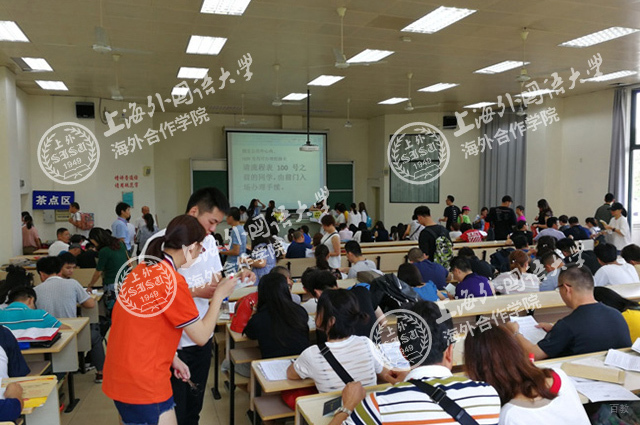 教室环境图片
