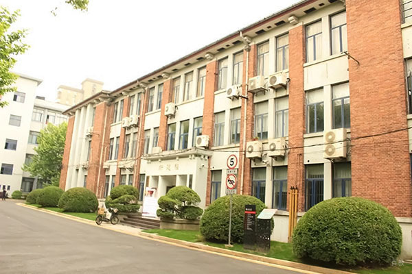 学校环境图片