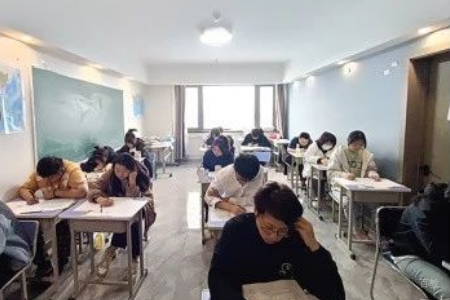 学员上课状态