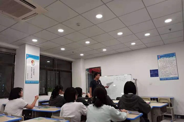 课堂环境图片