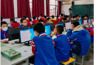 课堂环境图片