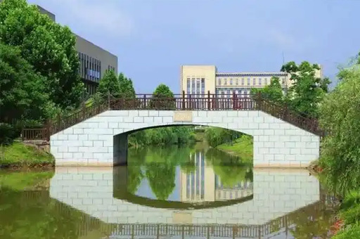 学校环境