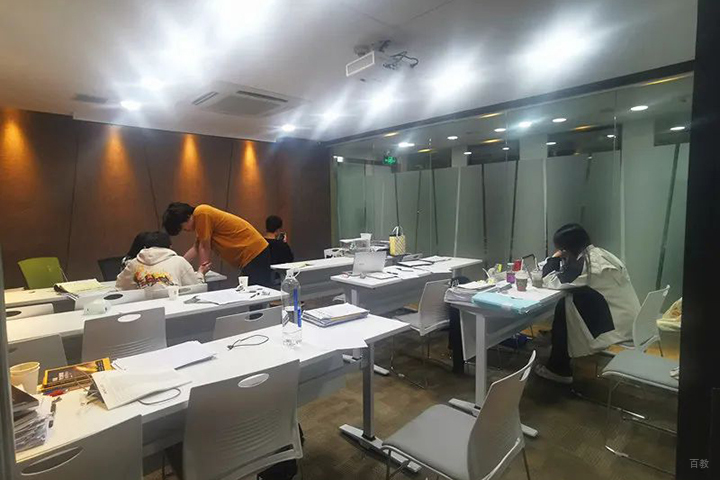 教室环境图片