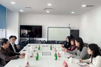会议氛围