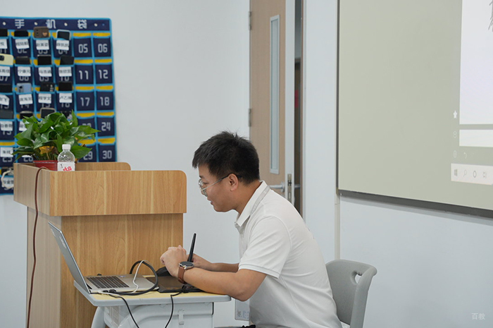 教师督学图片