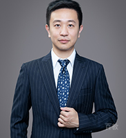 侯健