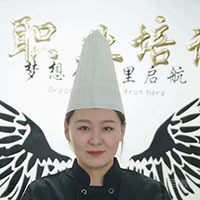 黑天鹅职业培训学校教师