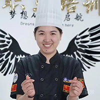 黑天鹅职业培训学校教师