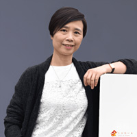 李月裳