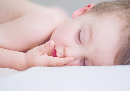 天津育婴师-哄孩子睡觉的好方法