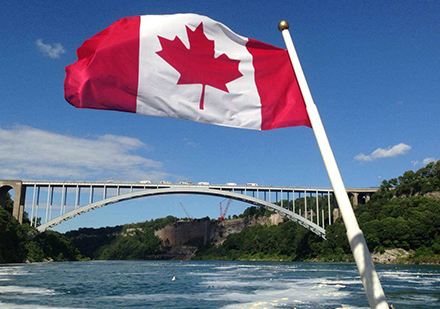 天津加拿大留学-加拿大与澳大利亚留学优势评比