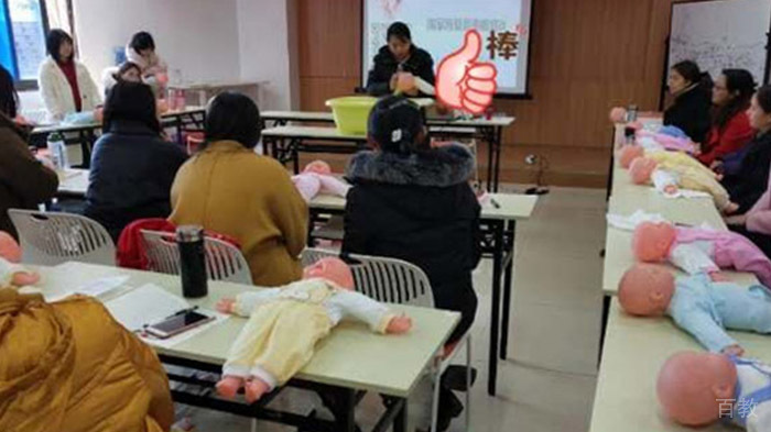 宝宝总感冒,中医小儿推拿师教你几招