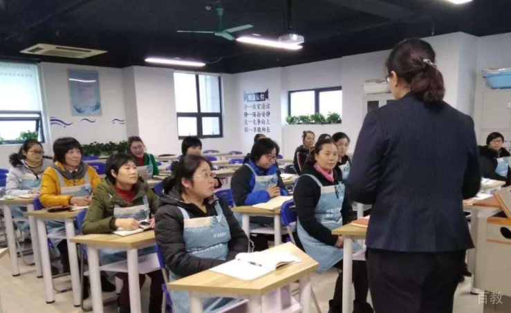 上海境学教育育婴师课堂
