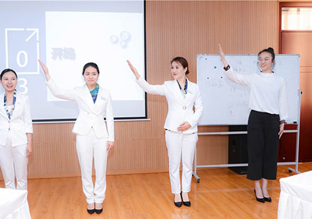 北京新华礼仪