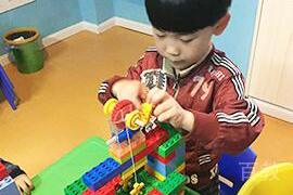 拼接乐高