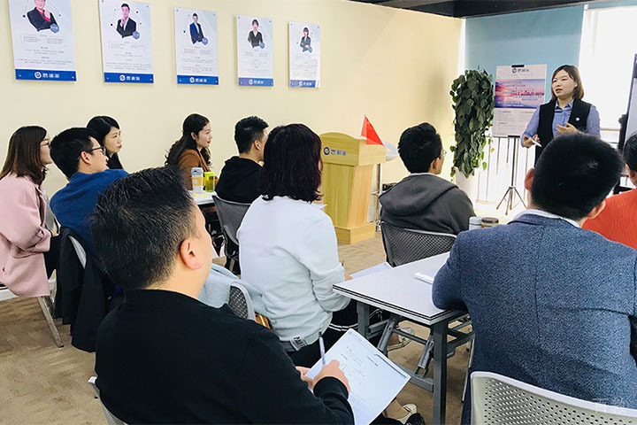 重庆思训家演讲口才上课环境