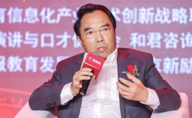 长沙新励成口才学校老师接受采访