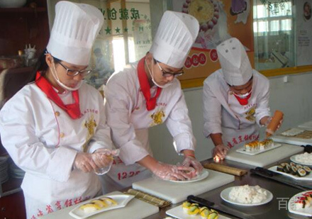 福建烹饪职业培训学校课堂场景