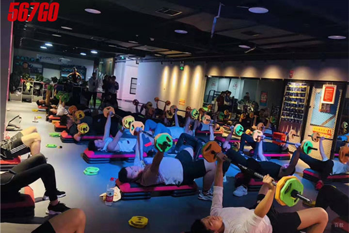 成都567Go健身教练培训的健身训练环境