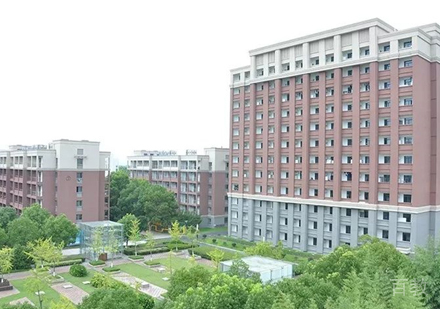 上海光华剑桥国际高中春季招生简章