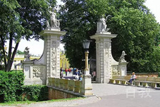 学校门口