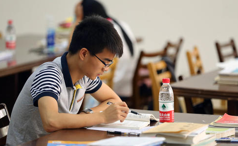 长沙领航考研学生复习