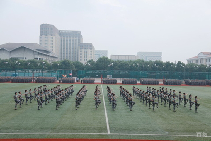 学校操场