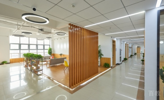 上海稻田学塾日本国际高中课间休息区