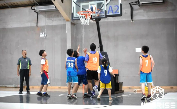 少儿篮球学习怎么掌握运球技能
